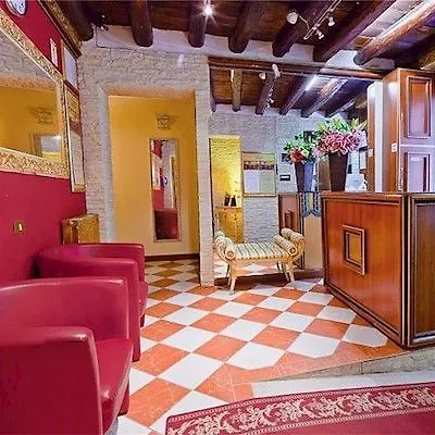 Hotel Henry Venetië 2*,  Italië
